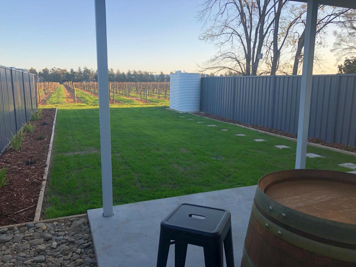 Milawa Vineyard Views - Guesthouse 2 Exterior photo